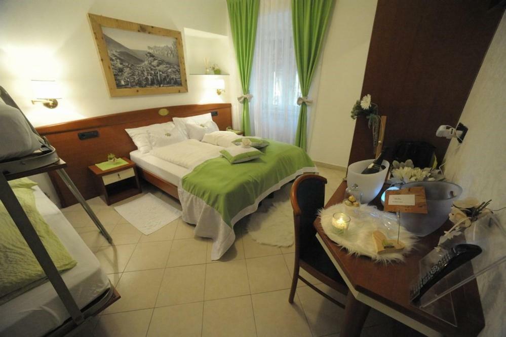 B&Bio Garda Ulivi Torbole Sul Garda Extérieur photo